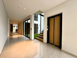 Ava Road (D12), Terrace #512810401